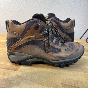 Merrell Chameleon Arc 2 Mid Hiking Boots Womens 9.5 Waterproof Vibram